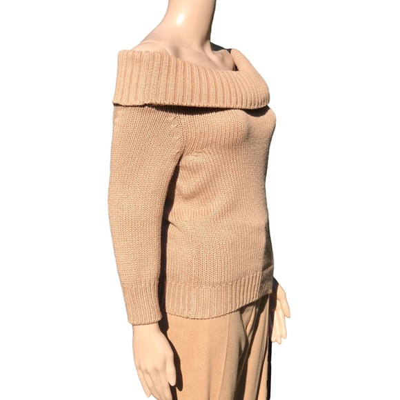 COPY - CELINE NWOT cashmere and silk golden beige sweater Sz m - Picture 5 of 13